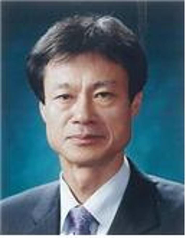 Dr. Ieehwan KIM appointed as the fifth president of UST 이미지