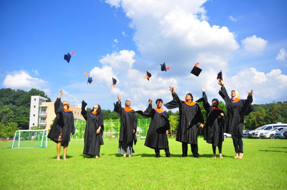 UST Confers Degrees to Fall 2021 Graduating Students 이미지