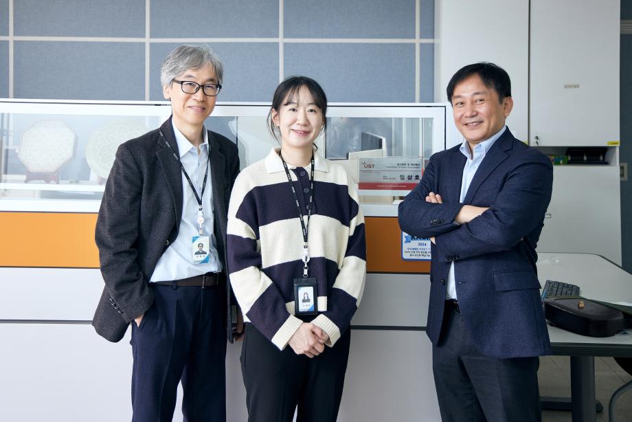 난제 해결의 열쇠를 쥔 사람들 이미지