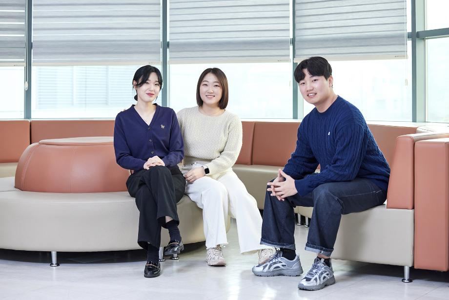 Research That Grows Through Shared Communication 이미지